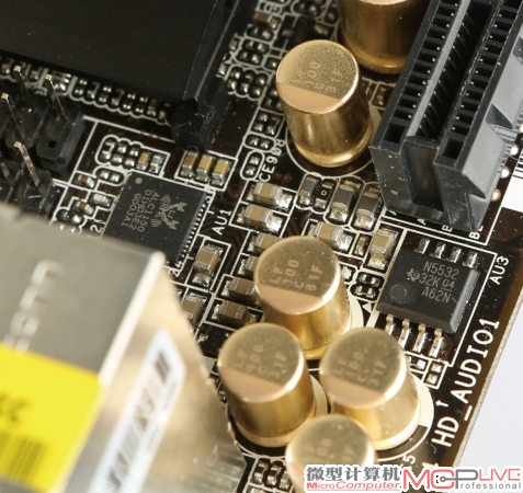 图2：在TI NE5532耳机放大器的帮助下，信噪比达115dB的瑞昱ALC1150 Codec可以提供更好的音质享受。